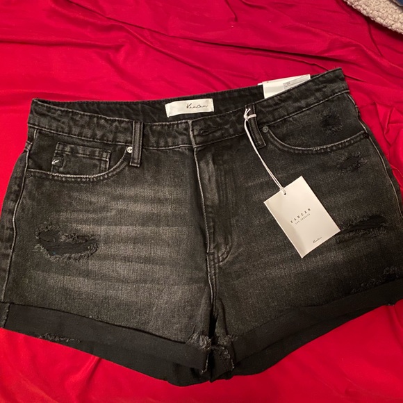 NWT xl kancan shorts. Factory distressed - Picture 1 of 2